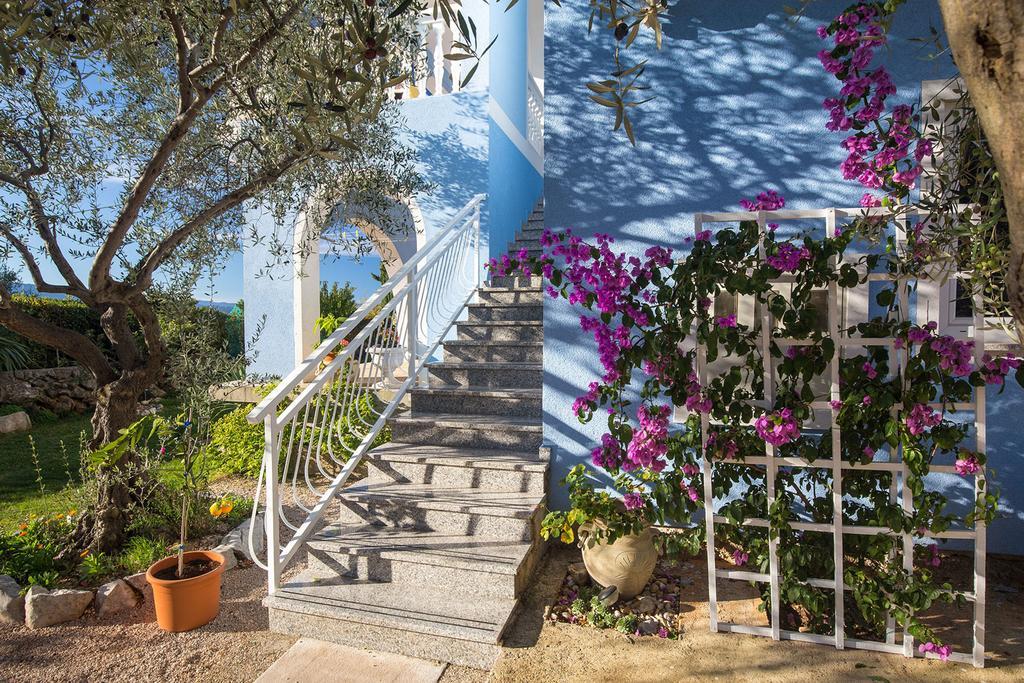 Apartments Juras Brzac Εξωτερικό φωτογραφία