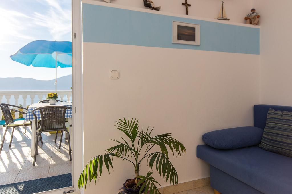 Apartments Juras Brzac Εξωτερικό φωτογραφία
